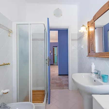 Tennis Flat With Sea View By Wonderful Italy Апартаменты *