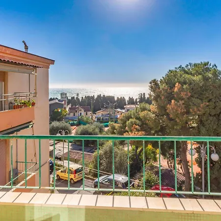 Tennis Flat With Sea View By Wonderful Italy Апартаменти *