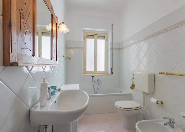 Apartment Tennis Flat With Sea View By Wonderful Italy