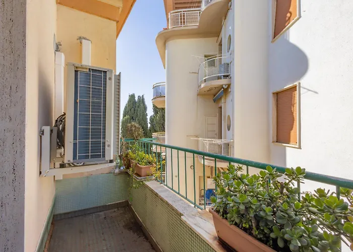 Tennis Flat With Sea View By Wonderful Italy Apartment